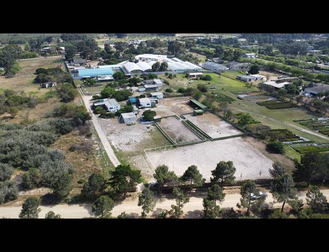 10,743M² SMALLHOLDING FOR SALE IN MORNING STAR